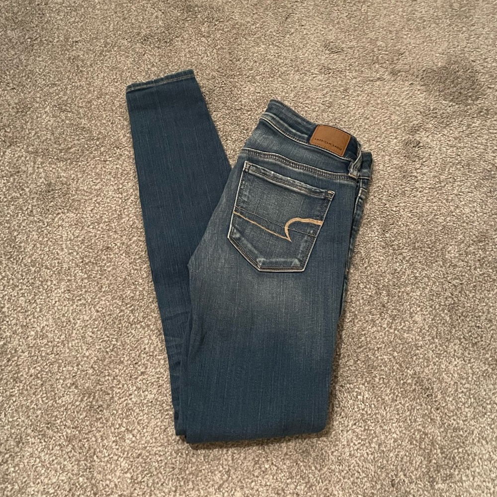 American eagle ripped skinny Jean